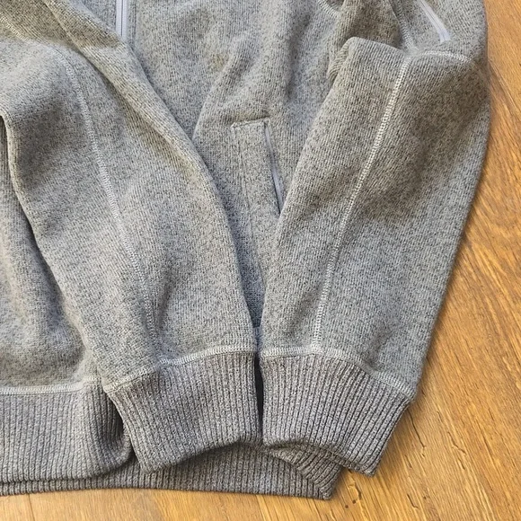 Mens North Face Hoodie - Picture 7 of 7